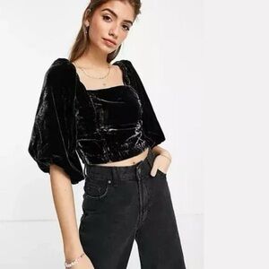 Free People - Velvet Marie Black OPen Back Balloon Sleeve Crop Top Size Small